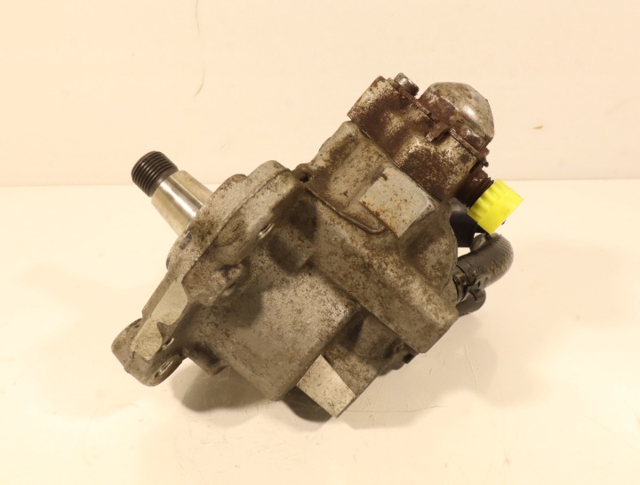 фото №6, Насос паливна рейка  seat leon iii st 1.6tdi 04b130755h