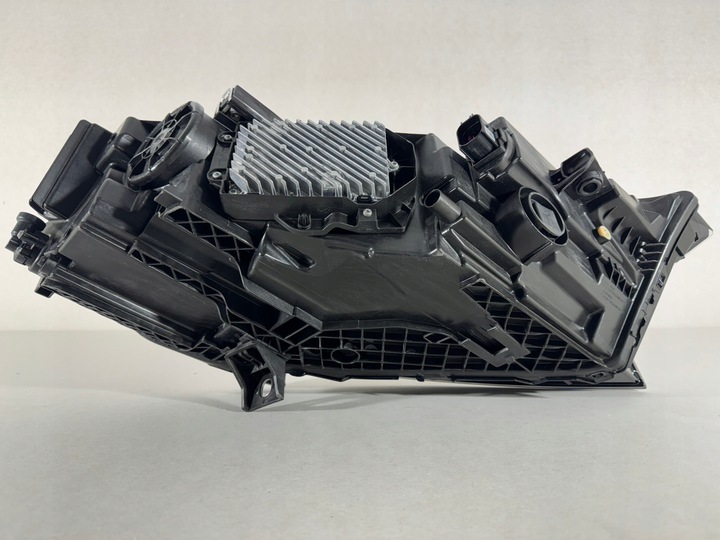 фото №13, Audi q7 4m0 рестайлінг повний led laser лампа ліва права перед фари нове kpl