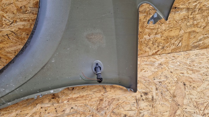 фото №8, Opel meriva a крило перед переднє праві код lak. z163