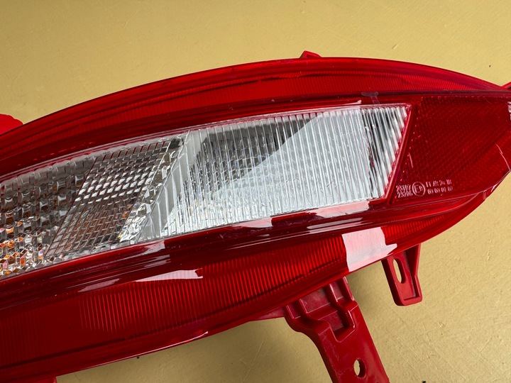 фото №8, Hyundai tucson 4 iv 20r- лампа противотуманная левый зад левая задняя