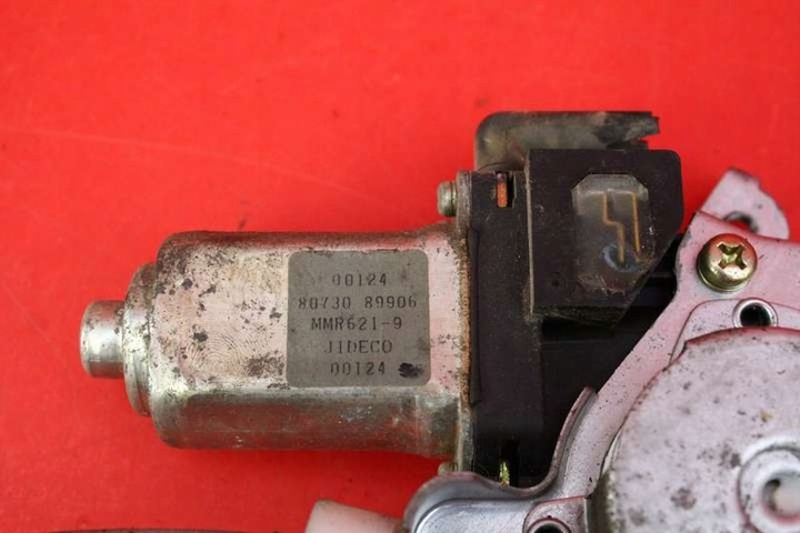 фото №5, Подъемник стекла правые зад 80730 89906 nissan maxima a33 00-05