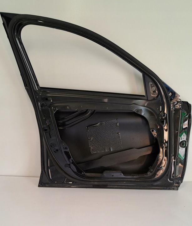 фото №15, Двері лівий перед mercedes c клас w205