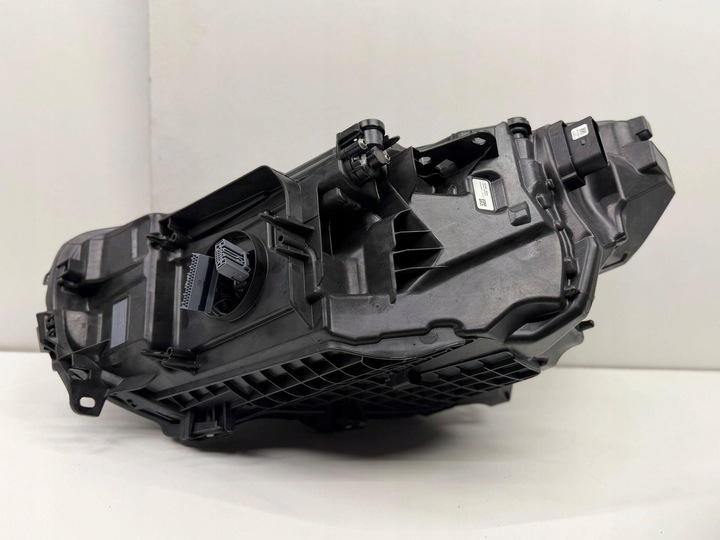 фото №7, Volvo xc40 рестайлинг лампа левая правая полный led база 32420415 32420420