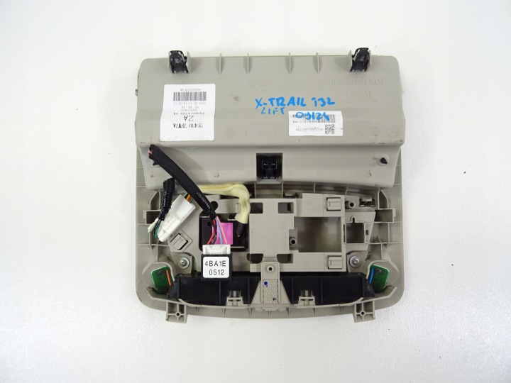 фото №6, Nissan x-trail t32 освещение лампа кабины потолок 264307fw7a