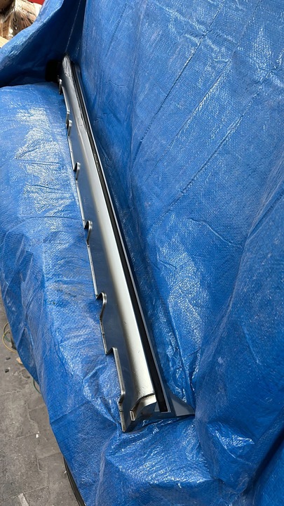 фото №1, Hyundai ioniq 5 2021- порог правые накладка produ