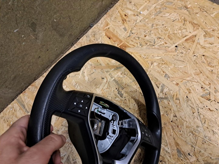 фото №4, Mercedes w246 w176 руль кожаный чёрная комплектная