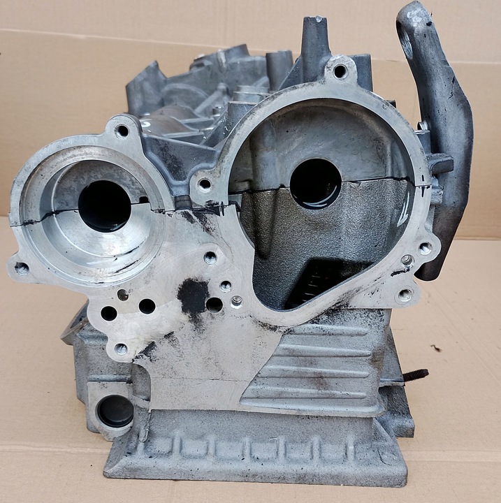 фото №16, Головка права mercedes w213 w204 w205 w166 3.0 3.5 cgi v6 m276 r2760162401