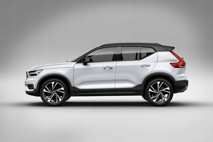 фото №16, Volvo xc40 2021 сидіння диван шкіра червоний