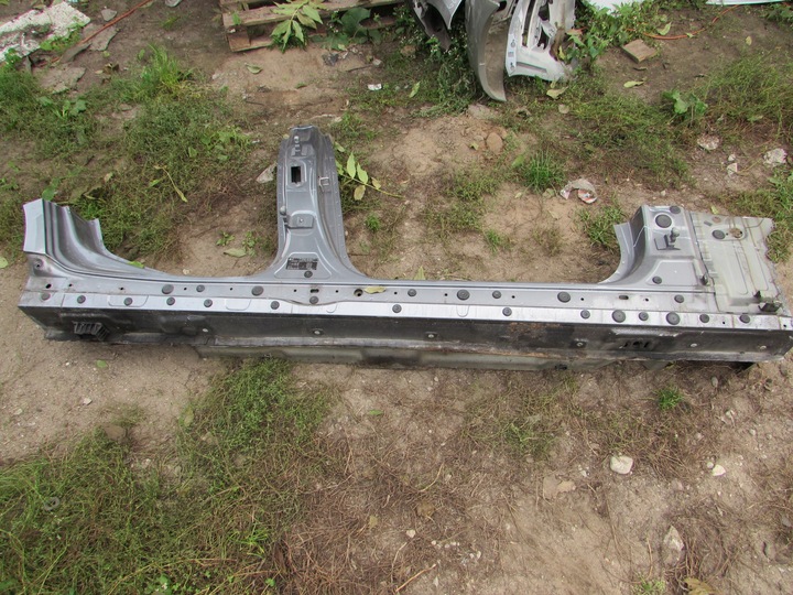 фото №1, Bmw 5 f10 sedan праві поріг стійка