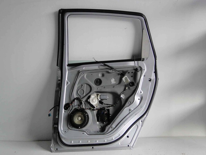 фото №8, Mercedes b клас w245 245 двері задні праві гарний