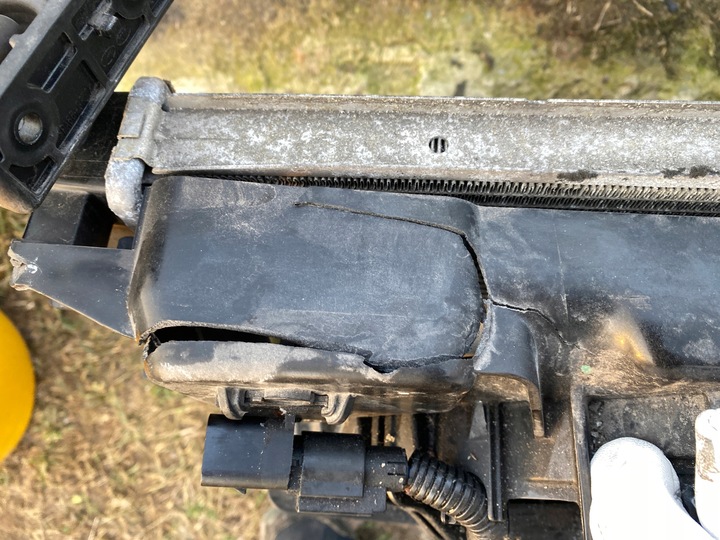 фото №6, Kia sportage iv 16- комплект радіаторів води механічна коробка передач 25310-d7000 1.6d