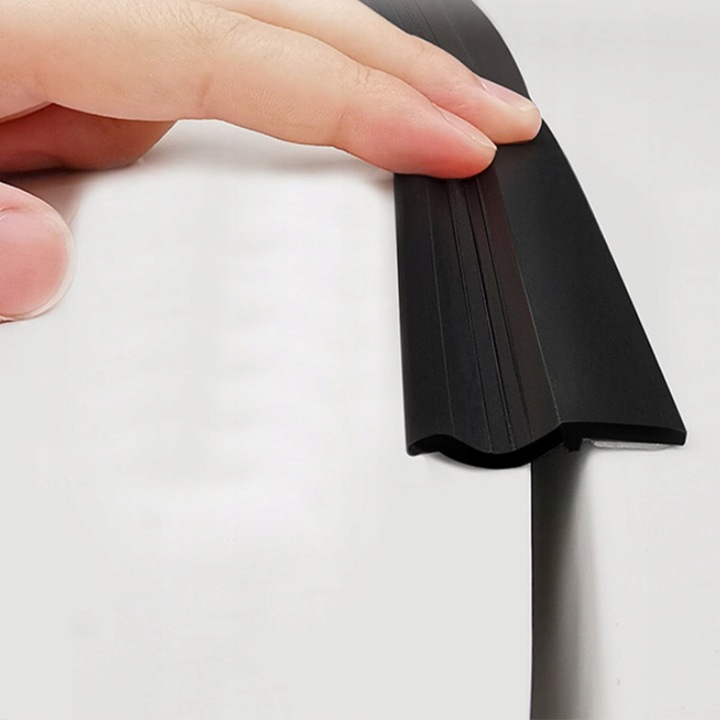 фото №7, Прокладка стрічка планка do кришки скла багажника авто samoprzylepna 1,6m