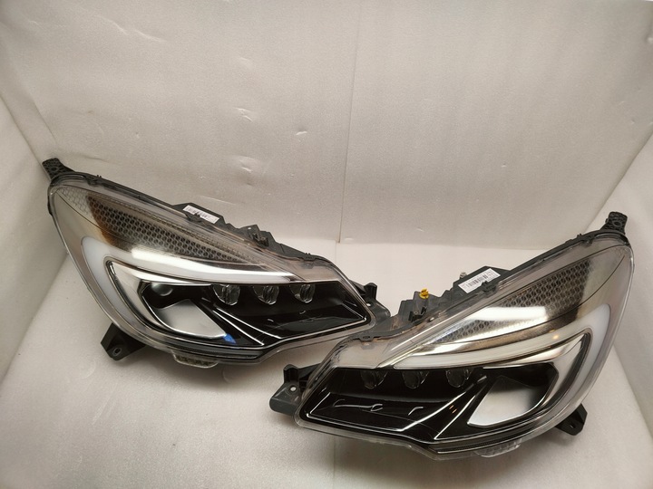 фото №12, Citroen ds3 ксенон комплект лампа prednich 89908458, 89909111