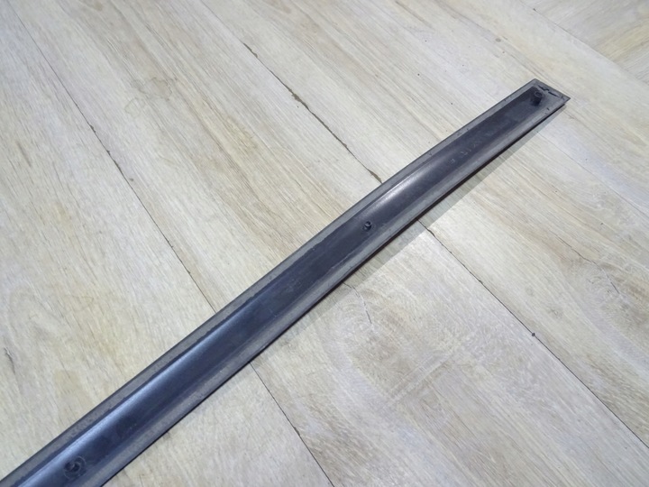 фото №8, Планка двері праві перед vw golf v 1k4853516c