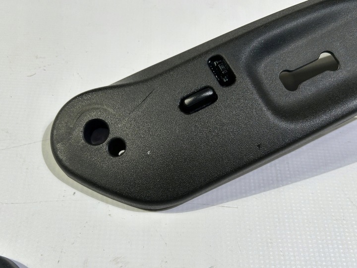 фото №6, Боковина панель корпус сиденья левого водителя chevrolet corvette c6 2005r-