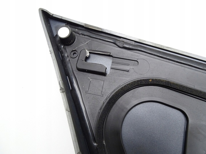 фото №7, Защита накладка стойка крыльев правые зад правая 81a853378a audi q2 s-line