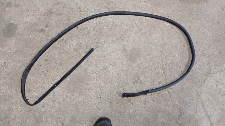 фото №1, Renault captur ii 19- прокладка дверь левая 808317845r