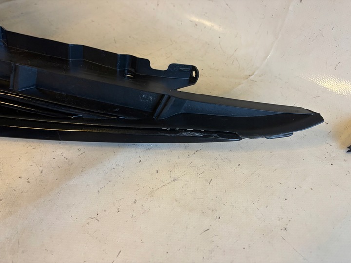 фото №10, Vw touareg iii 760 рестайлинг 23- r-line решётка радиатора решётка радиатор 760853651aj