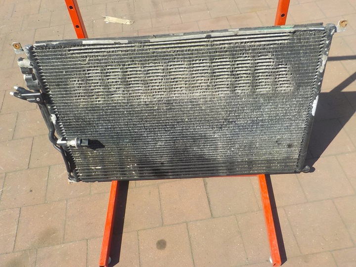 фото №14, Audi a8 s8 d3 рестайлинг 5.2 v10 pas переднее радиатор