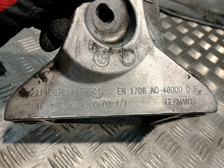 фото №5, Лапи двигателя bmw e61 2.5 d 22116761149-01 en 1706 ac-46000d