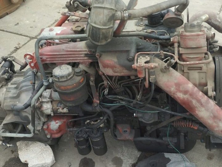 фото №13, Двигун коробка передач 5.9 8060.45 b 130kw / 177km iveco eurocargo 120e18