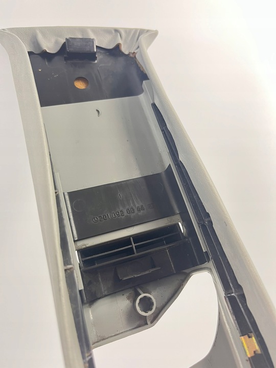 фото №13, Захист обшивка маскувальна накладка стійка b права сіра mercedes w201 2016921889