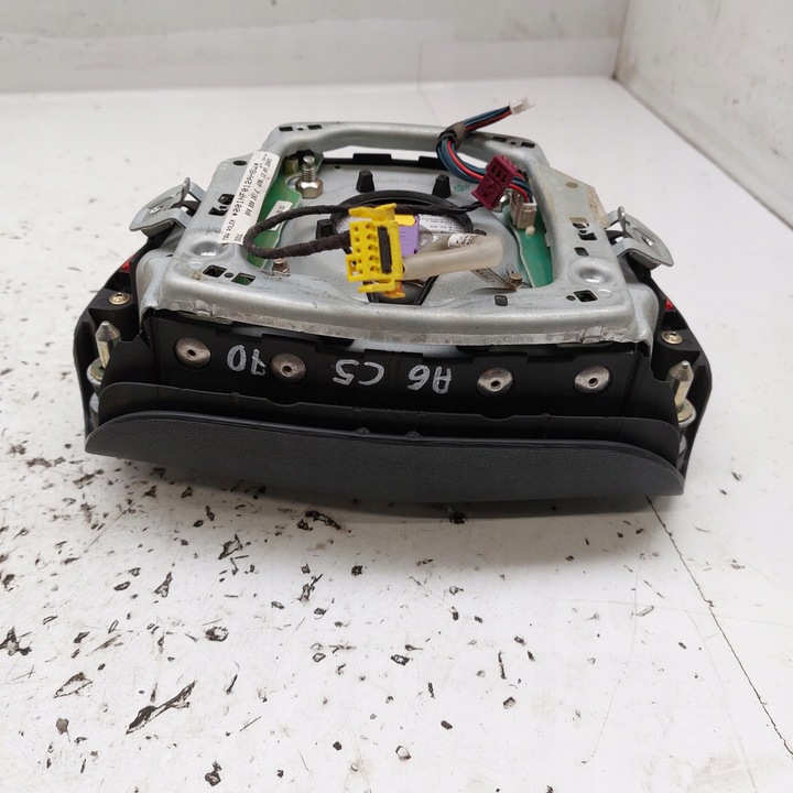 фото №11, Audi a6 c5 рестайлінг подушка подушка безпеки водія 8p0880201e