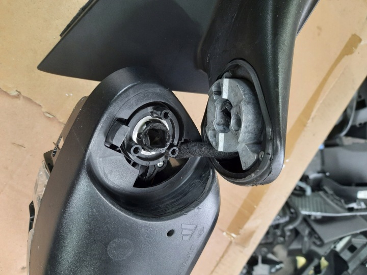 фото №10, Renault austral 1.2 e-tech зеркало правое перед 16pin камера