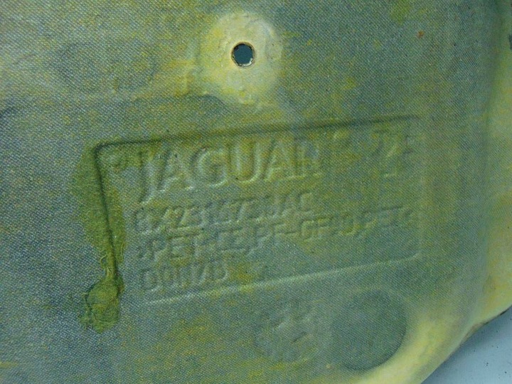фото №8, Jaguar xf 2.7d 08r шумоізоляція капота 8x2316738ac