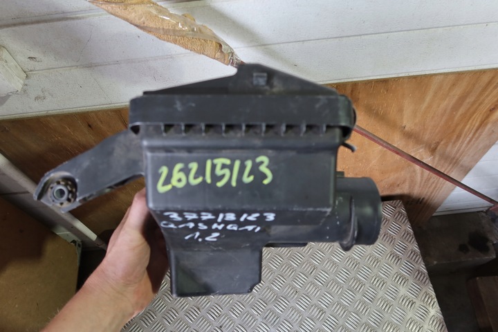 фото №10, Корпус фільтра повітря qashqai 1.2 4edc