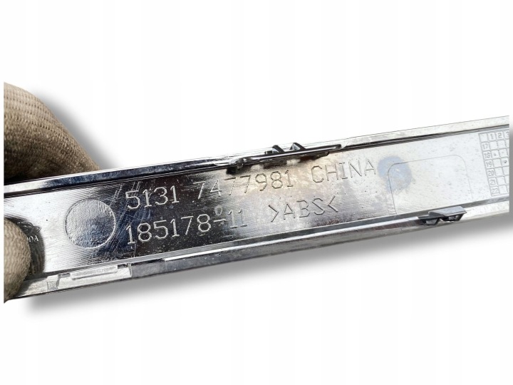 фото №8, Bmw 2 f46 молдинг бампера зад хром 7477981 оригинал $j