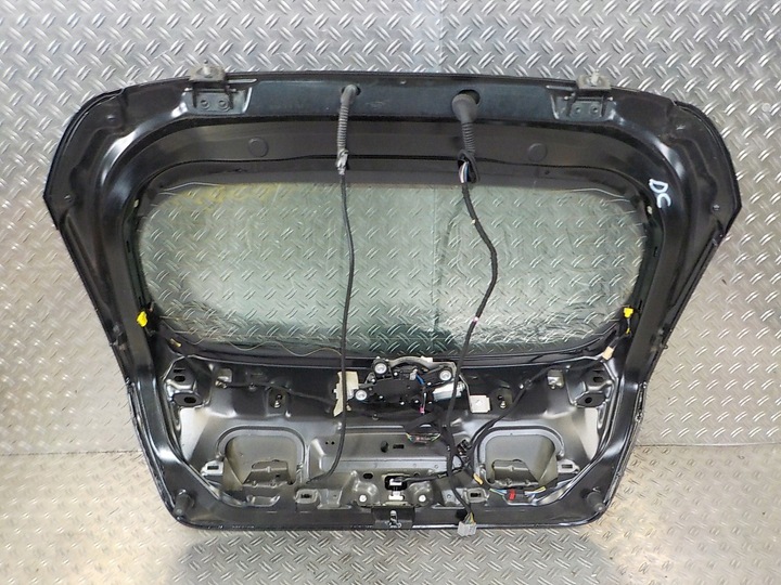 фото №4, Ford fiesta mk7 крышка зад задняя багажника dc 3d