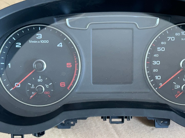фото №6, Audi q3 i 8u рестайлинг 2,0 спидометр манометр 8u0920940m