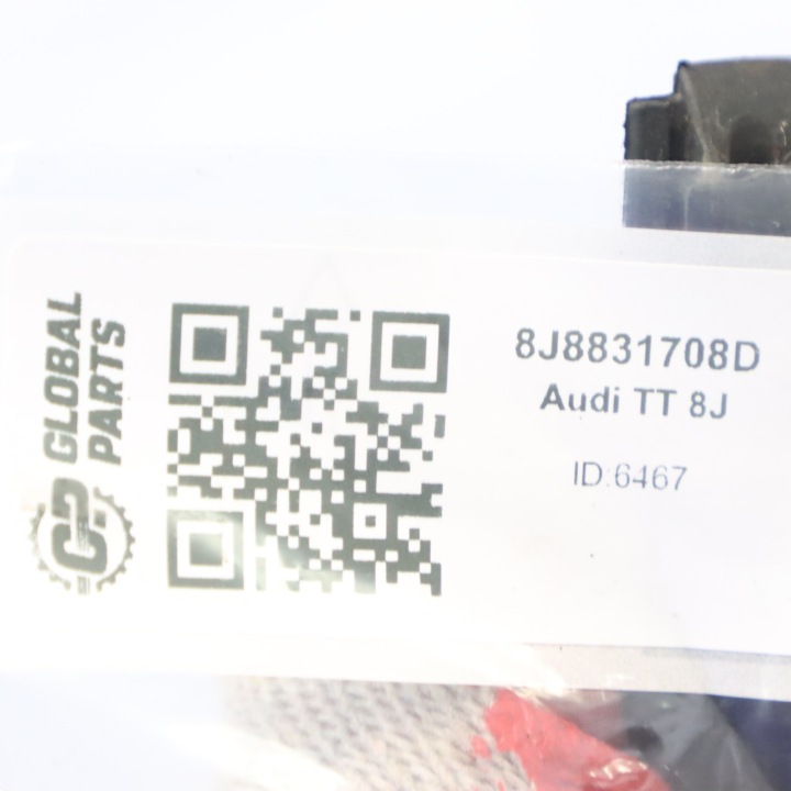 фото №13, Audi tt 8j уплотнитель дверь внутренняя левая 8j8831708d