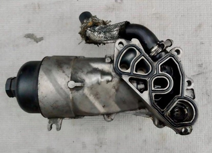 фото №5, Ford focus 1,6 hdi 2006 корпус фильтра масла