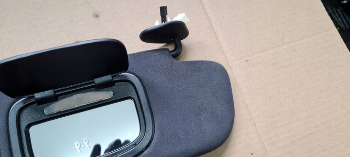 фото №5, Maserati quattroporte vi защита солнцезащитная козырёк правые алькантара