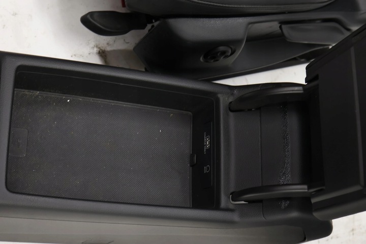 фото №11, Audi a4 b9 сиденья диван комплект s-line