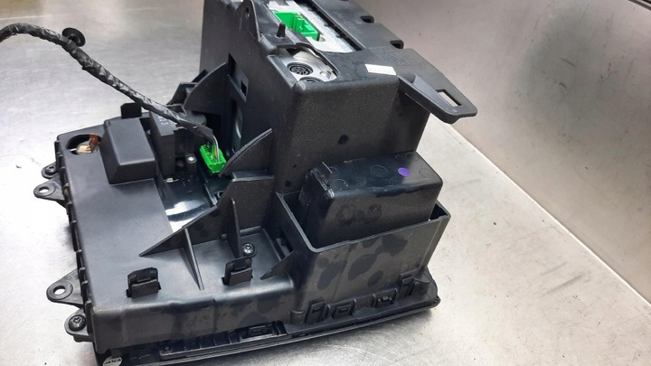 фото №8, Панель середній радіо hu-850 панель кондиціонера volvo s60 i 2.4 d5 рестайлінг