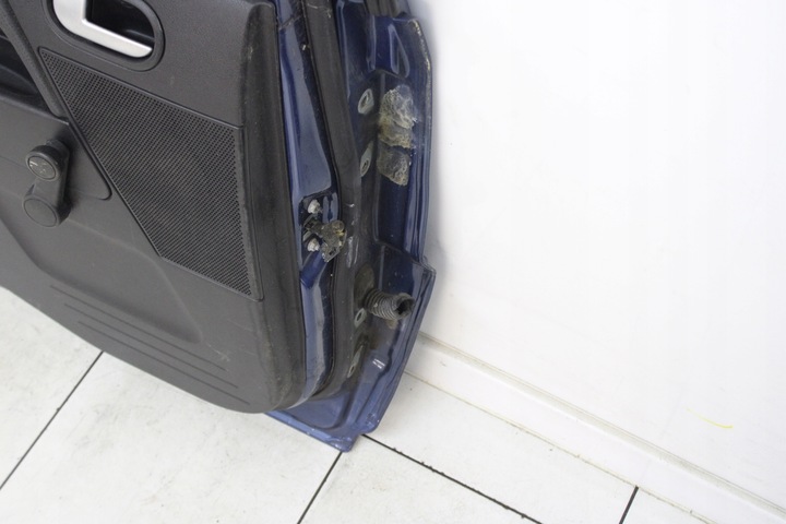 фото №11, Двері ліві задні лівий зад ford fusion рестайлінг 2005r- c6 - код фарби