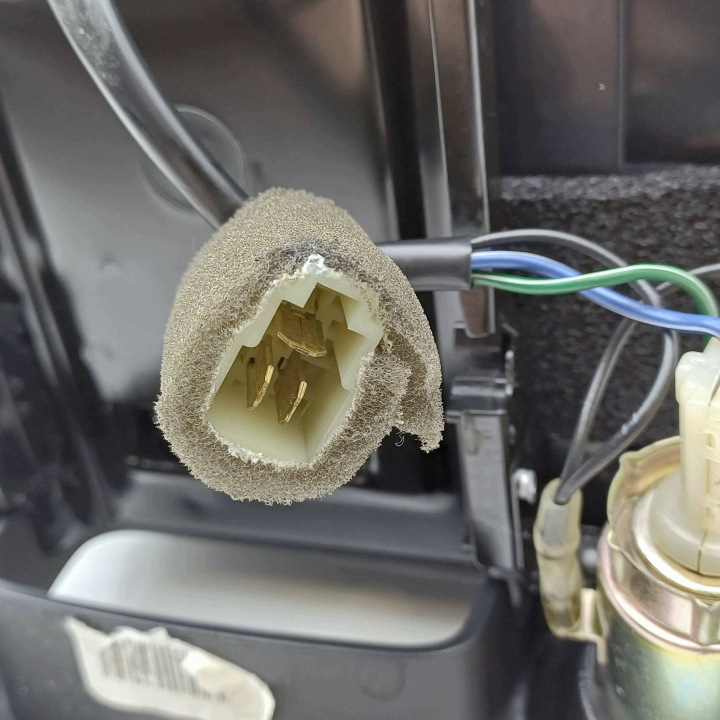 фото №13, Рамка радио консоль средняя hyundai lantra ii 8474029530 8479029100 nr456