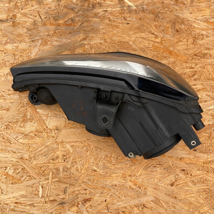 фото №13, Audi a3 8v 2013- лампа права перед звичайна uk 8v0941004a