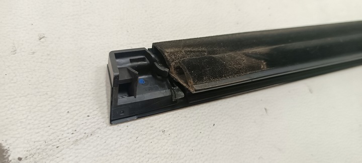 фото №5, Mercedes w205 c43 17r планка накладка лівий зад