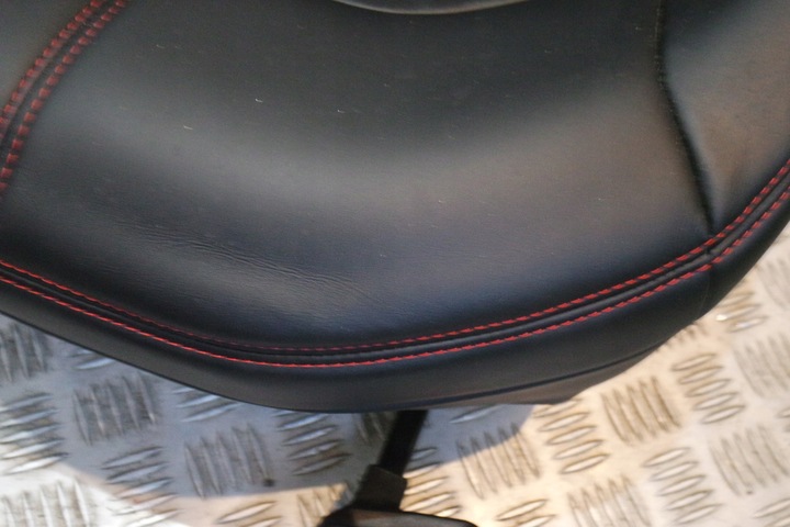 фото №6, Сидіння сидіння ferrari f8 tributo шкіра червона nic