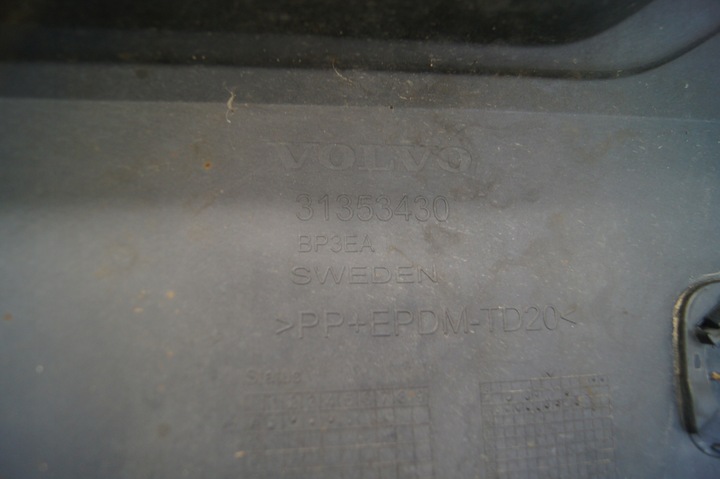 фото №13, Бампер зад volvo xc90 ii 31353430