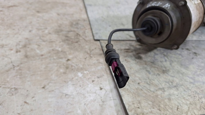 фото №7, Амортизатор пневматический правые перед 3d0616040t vw phaeton 3.0 tdi