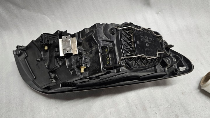 фото №11, Volvo s40 ii рестайлінг 09r лампа ліва перед 31265700