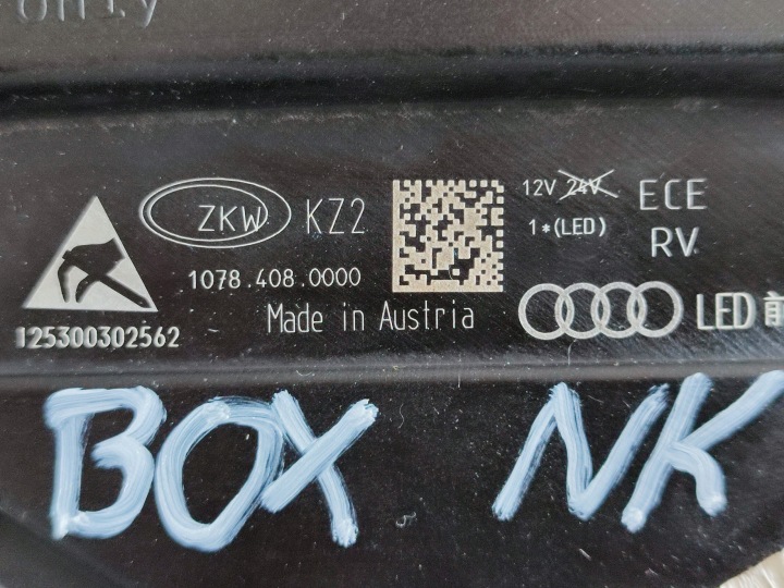 фото №12, Audi q8 4m8 повний led matrix фара передня права перед eu 4m8941036