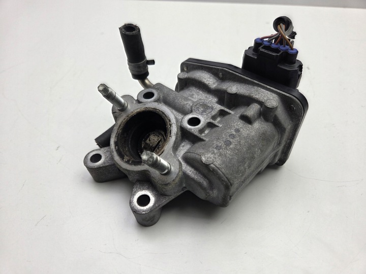 фото №6, Subaru outback v 14-19 дросельна заслінка клапан egr 14710aa741