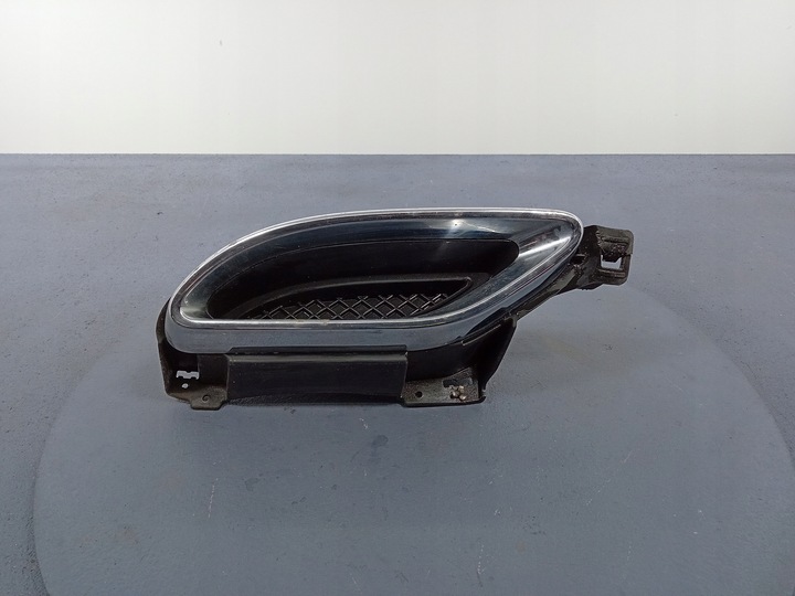 фото №1, E клас w213 наконечник решітка вихлоп ліва