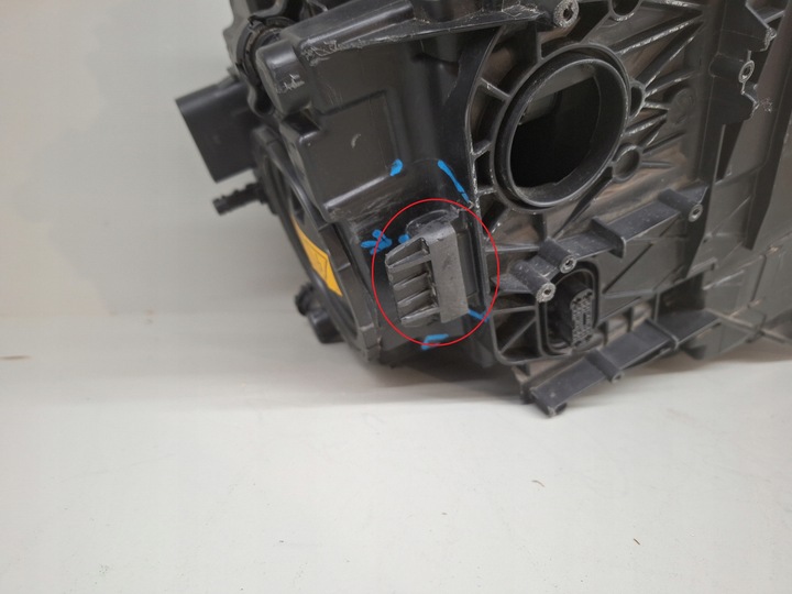 фото №10, Porsche macan 2015-2018 лампа перед правая ксенон фара 95b941032cs usa